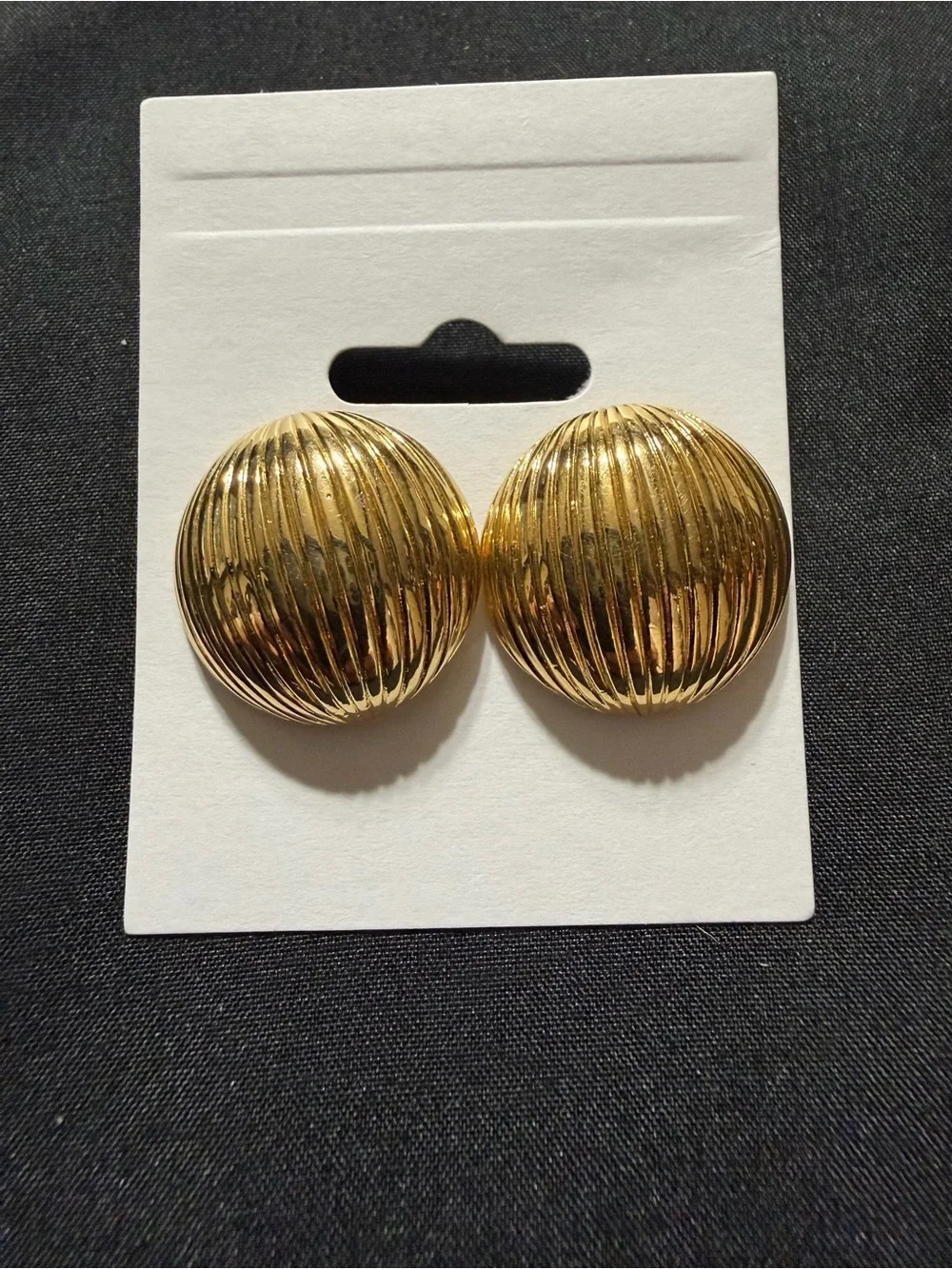 Source Unknown Gold Ribbed Dome Button Earrings